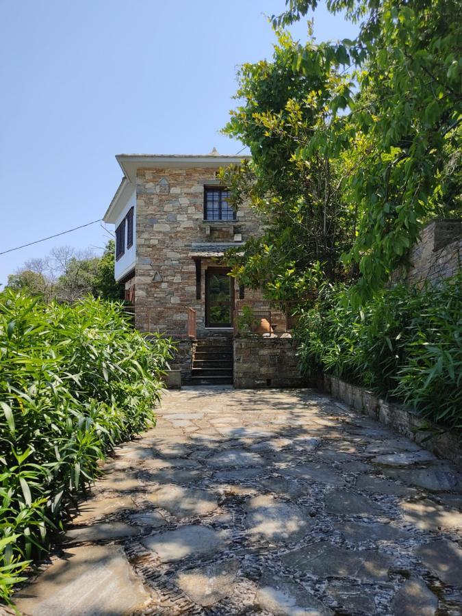 فيلا Cozy Blue Stone House With A Great Sea View. تساغارادا المظهر الخارجي الصورة