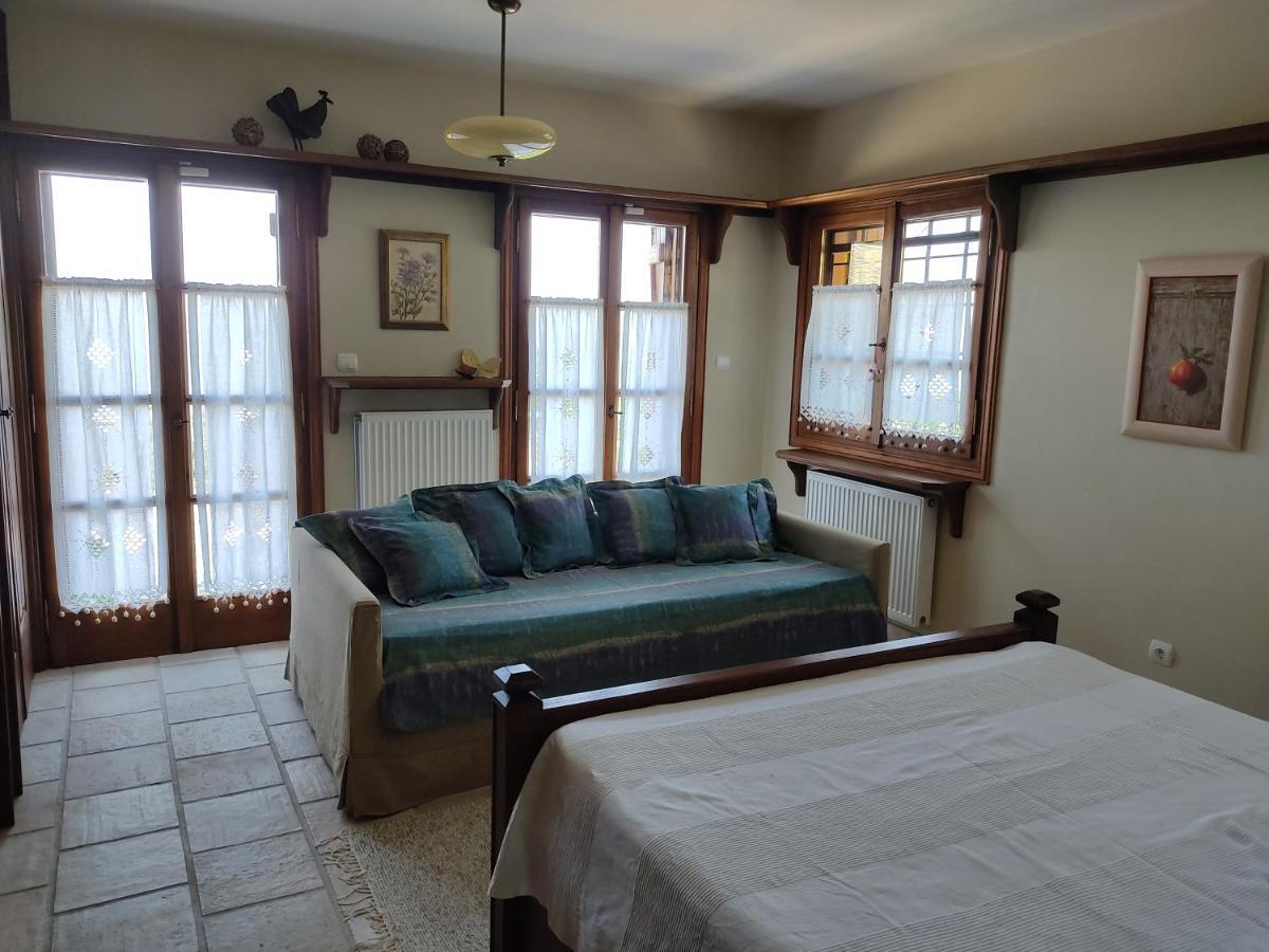 فيلا Cozy Blue Stone House With A Great Sea View. تساغارادا المظهر الخارجي الصورة