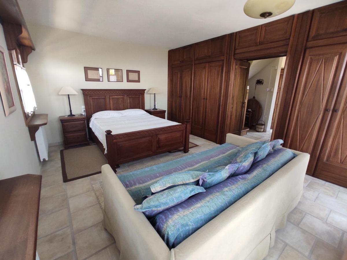 فيلا Cozy Blue Stone House With A Great Sea View. تساغارادا المظهر الخارجي الصورة