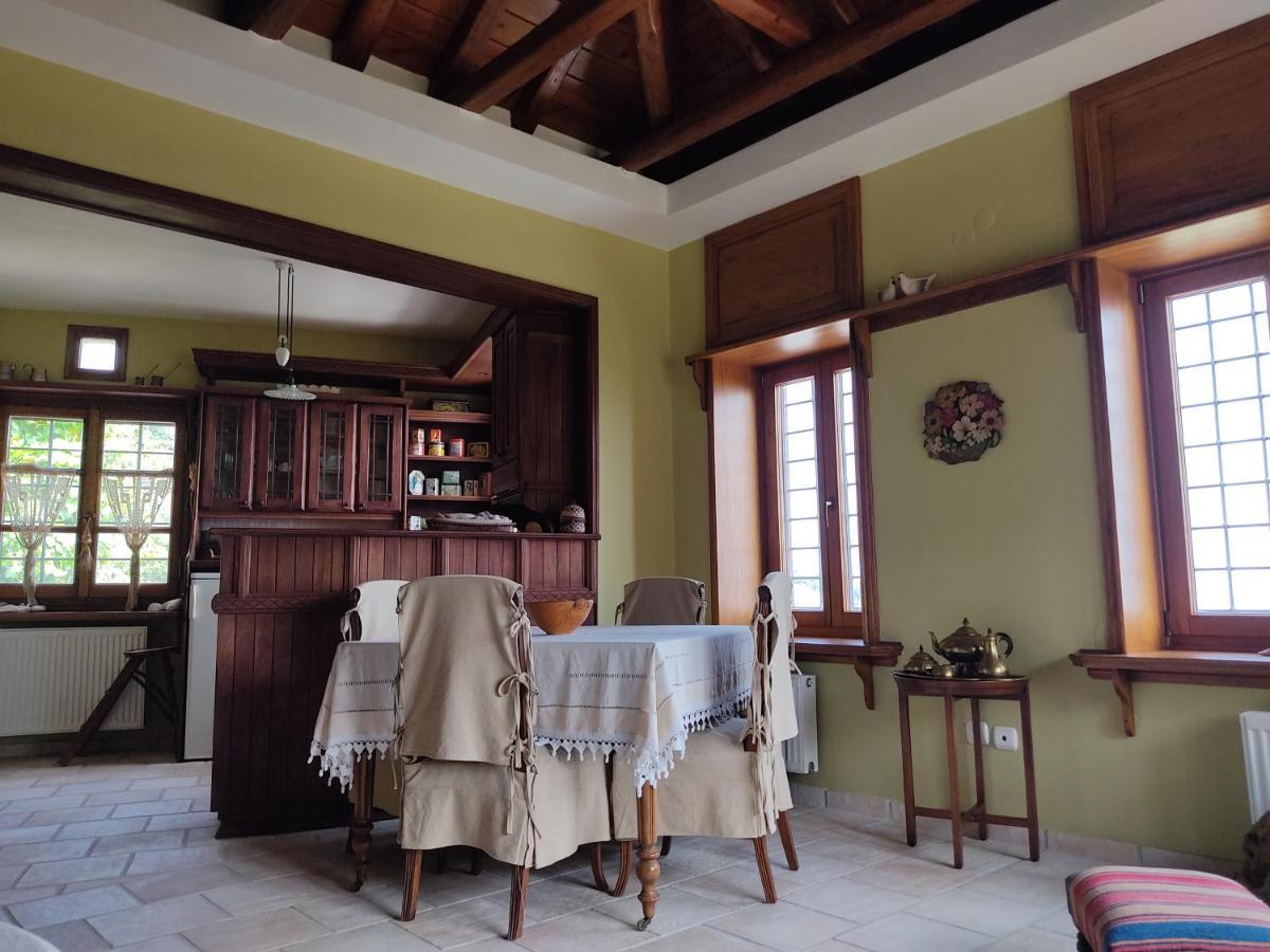 فيلا Cozy Blue Stone House With A Great Sea View. تساغارادا المظهر الخارجي الصورة
