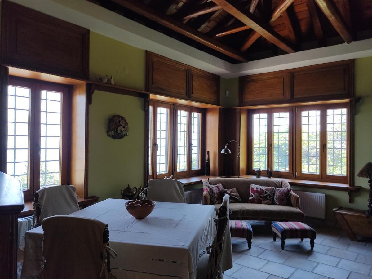 فيلا Cozy Blue Stone House With A Great Sea View. تساغارادا المظهر الخارجي الصورة